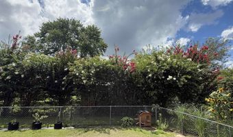 70 Damien Dr, Albertville, AL 35951