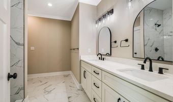 1034 N Linden Dr, Alcoa, TN 37701