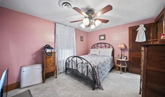 40 Walnut St, Ashville, OH 43103