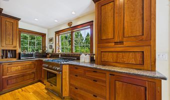 860 Chapman Ct, Arcata, CA 95521