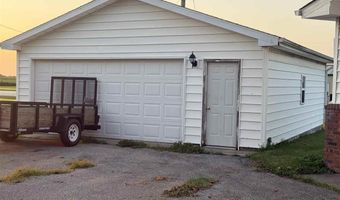 413 W Main St, Bainbridge, IN 46105