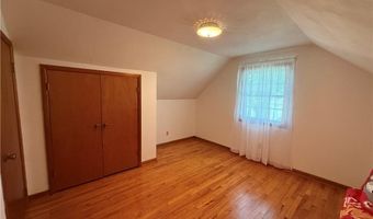 404 N 14th St, Atchison, KS 66002