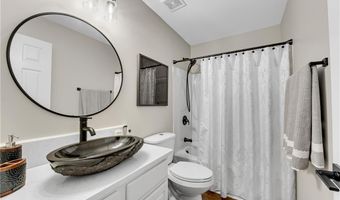 208 Magnolia Leaf Dr, Woodstock, GA 30188