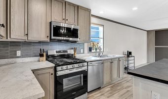 212 PLEASANT Vly, Cheyenne, WY 82007