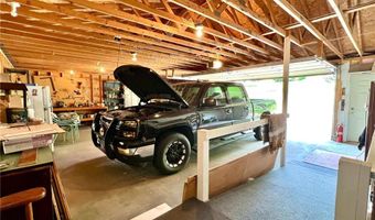 103 High St, Big Stone City, SD 57216