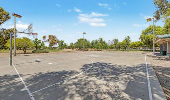 4890 W GERONIMO St, Chandler, AZ 85226