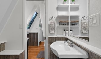 636 Cathedral Dr, Aptos, CA 95003