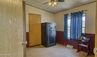 4 Kingfisher Rd, Gillette, WY 82716