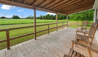 82 Harris Rd, Baxley, GA 31513