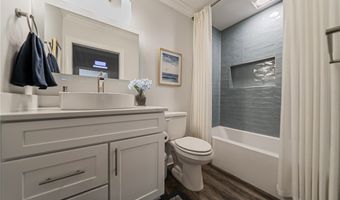 201 Whispering Shrs, Vermilion, OH 44089