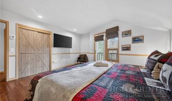 243 Ironwood Dr, Banner Elk, NC 28604