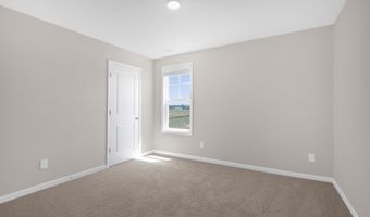 80 Coachman Ln, Autryville, NC 28318