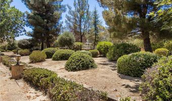 41810 Lakefront Dr, Aguanga, CA 92536
