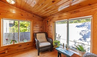 96 French St, Acton, ME 04001