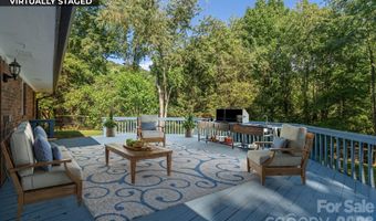 35 McKinney Rd, Asheville, NC 28805