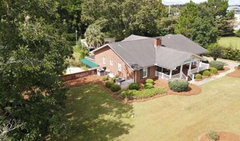 240 Whittle Cir, Ashburn, GA 31714