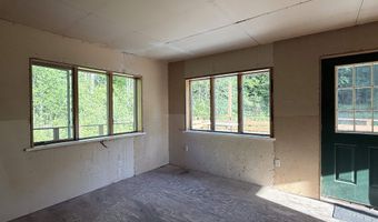 498 Town Line Rd, Bennington, VT 05201