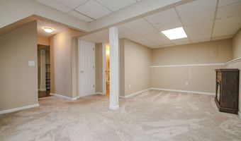 10015 Windjammer Trl, Aurora, OH 44202