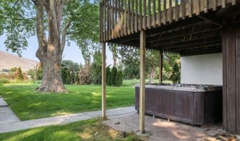 53010 N Hillview Ct NE, Benton City, WA 99320