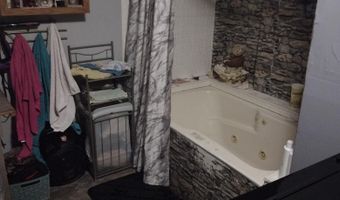 211 N Grand Ave, Ashley, IN 46705