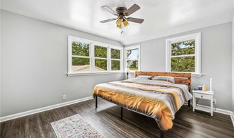 1039 Glamorgan St, Alliance, OH 44601