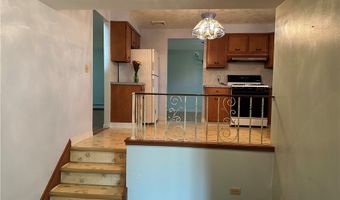 150 Jeffrey Dr, Amherst, NY 14228