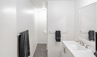 4575 Sawtooth St, Chubbuck, ID 83202