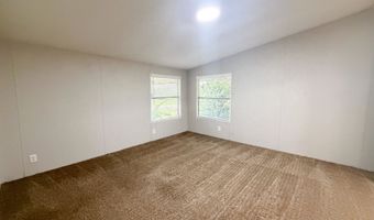 402 E College Ave, Alvarado, TX 76009