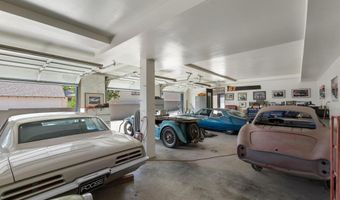 1818 New York Dr, Altadena, CA 91001