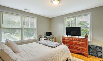 187 Washington Rd, Barrington, RI 02806