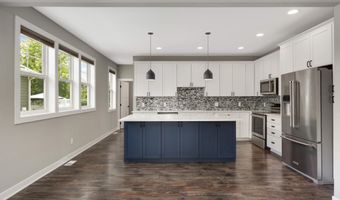 15590 Duck Trail Ln, Apple Valley, MN 55124