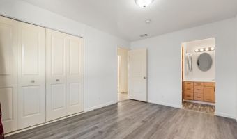 240 W Carolyn Dr, American Canyon, CA 94503