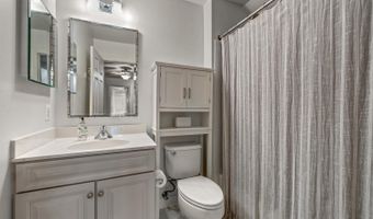 43079 LAGO GALLERIE Ct, Ashburn, VA 20148