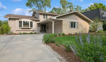 1407 N Dunton Ave, Arlington Heights, IL 60004