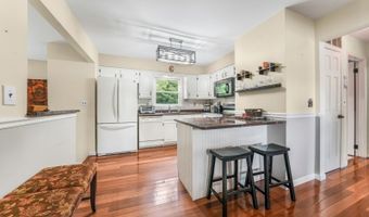 9 Rolling Hills Rd, Alloway, NJ 07461