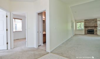 650 Needlegrass Pkwy, Antioch, IL 60002