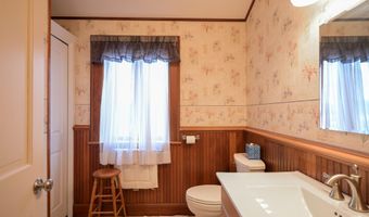 721 Hewitt Rd, Bristol, VT 05443