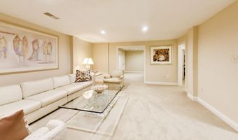 8011 SUMMER MILL Ct, Bethesda, MD 20817