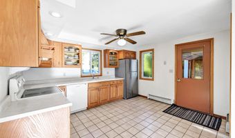N7240 STATE RD 42, Algoma, WI 54201