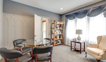 552 N Main St, Akron, OH 44310