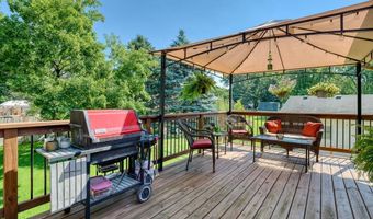 1443 Mckinley Ct, Anoka, MN 55303