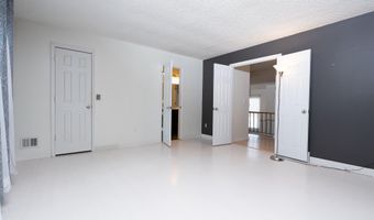 416 Greenhill Ct, Albany, NY 12203