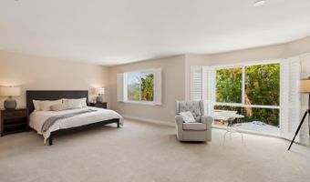 7027 Alicante Rd, Carlsbad, CA 92009