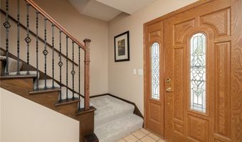 5999 139th St W, Apple Valley, MN 55124