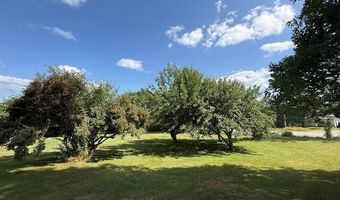 10 Palm St, Baileyville, ME 04694