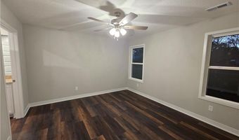 30-32 E 7th St, Adrian, MO 64720