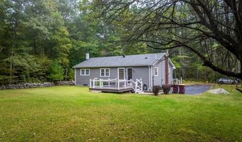 2 Woodland Rd, Acushnet, MA 02743