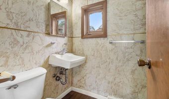 423 Quail St, Albany, NY 12208