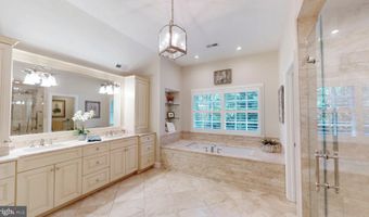 7565 MARSHALL Dr, Annandale, VA 22003