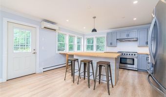 473 Klondike Rd, Charlestown, RI 02813
